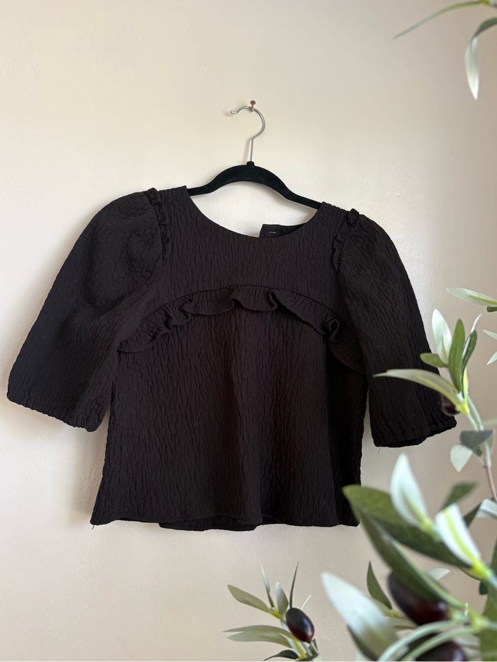 Zara black crinkle puff sleeve crop top - Picture 3 of 9